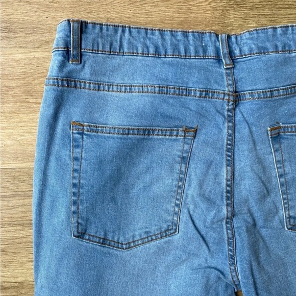 Another Influence Light Blue Jeans Size W36 R L32" Ripped Knees - Picture 7 of 7